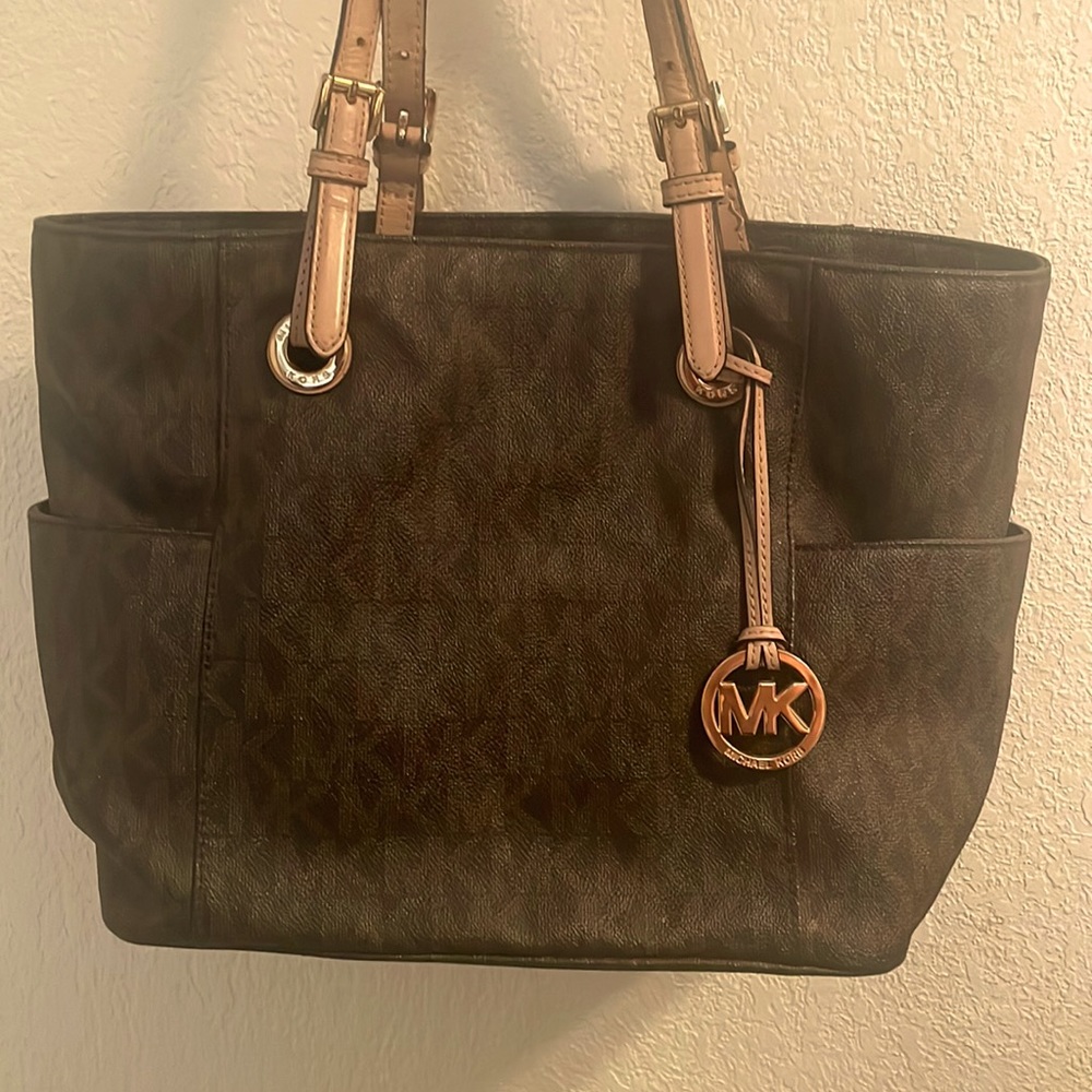 Michael Kors tote